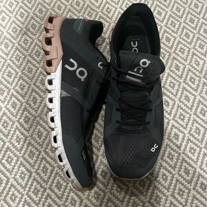 On Cloud Cloudflow Running Shoes - Women's 9.5